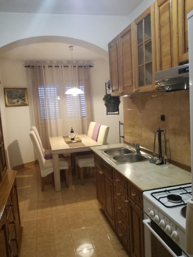 Hotel Dalmati House Brodarica  Esterno foto