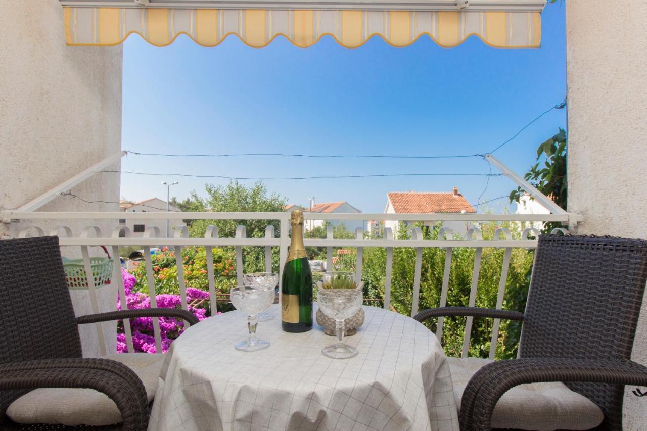 Hotel Dalmati House Brodarica  Esterno foto