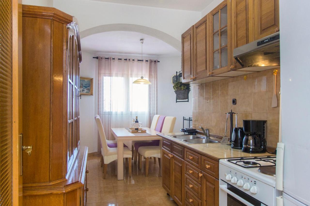 Hotel Dalmati House Brodarica  Esterno foto