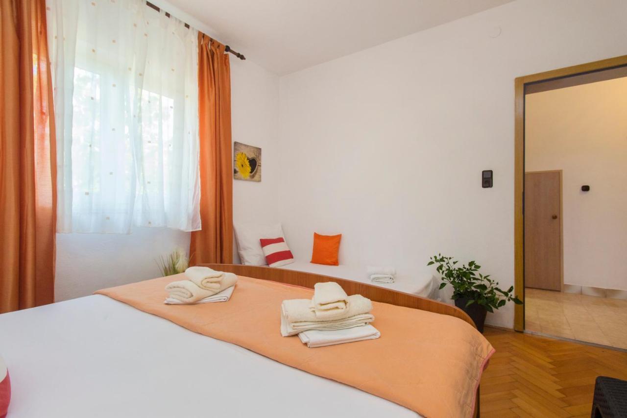 Hotel Dalmati House Brodarica  Esterno foto